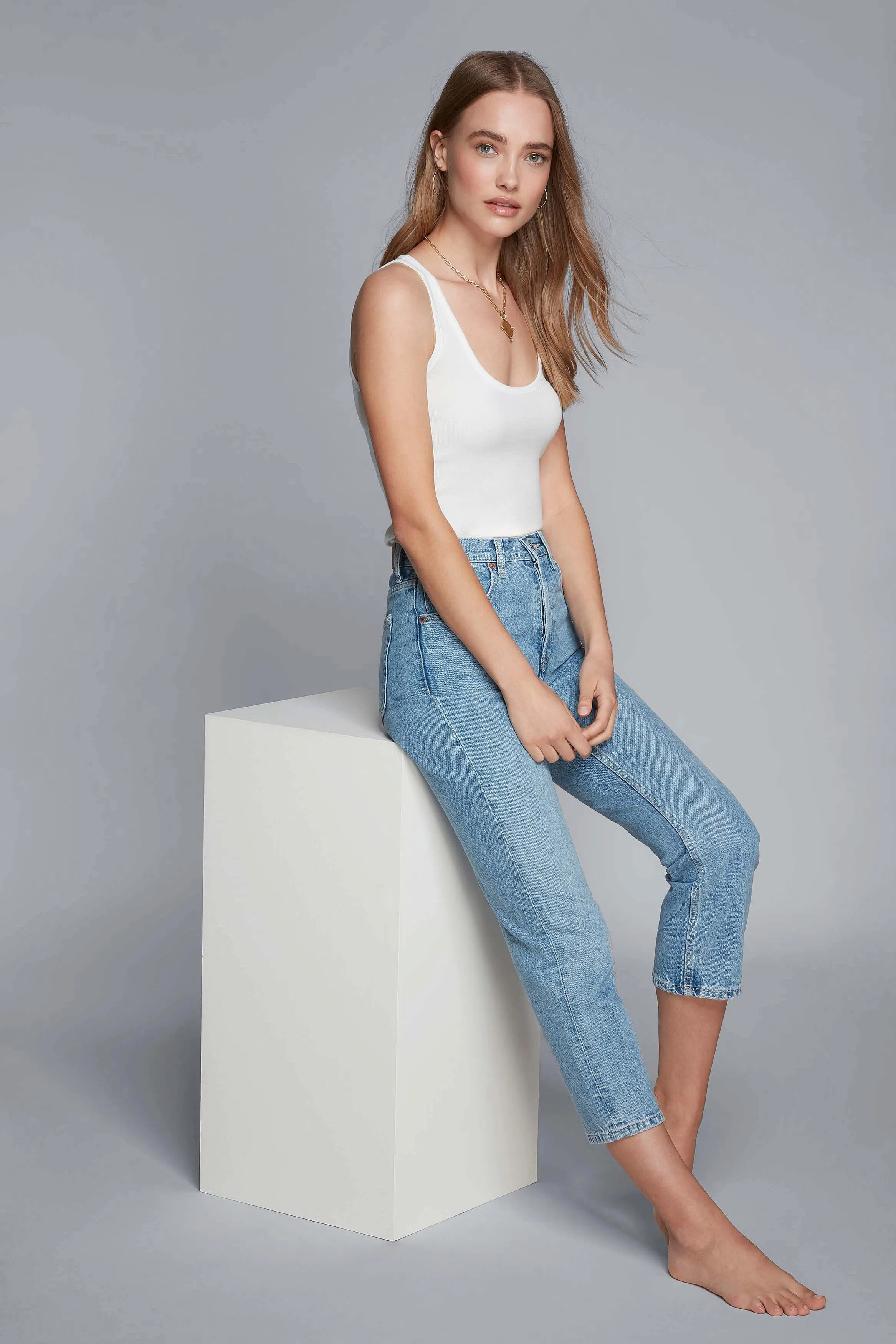 Ribbed Scoop Neck Tank - Image 4